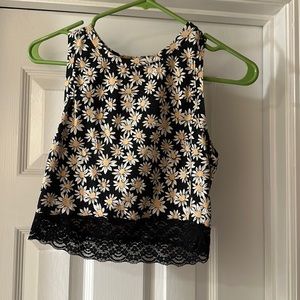 Forever 21 Daisy Crop Top